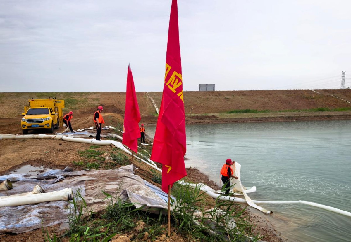 聞令而動 以練為戰(zhàn)——江蘇省防汛應急搶險淮安隊組織搶險拉練